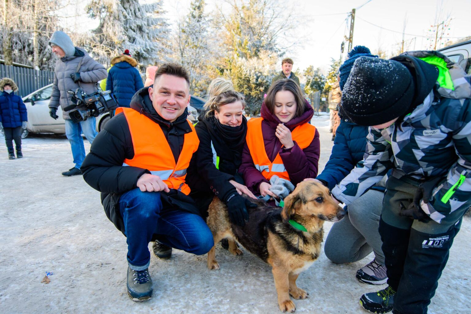 Rozgrzej Słodziaka Zimowe spacery z psami ze schroniska fot Sebastian Szwajkowski_2 Rozgrzej Slodziaka Zimowe spacery z psami ze schroniska fot Sebastian Szwajkowski 2