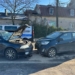 Czołowe zderzenie samochodów w Sieradzu. Są ranni