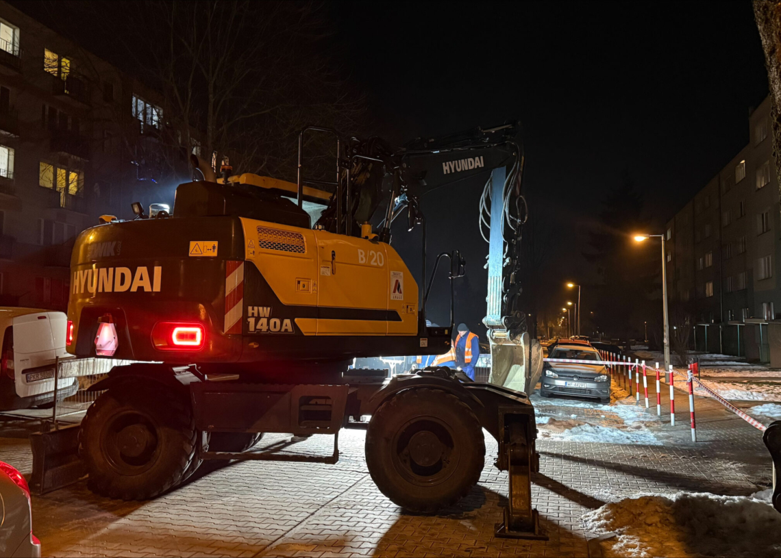 Awaria wodociągowa na Retkini. Bez wody 23 bloki