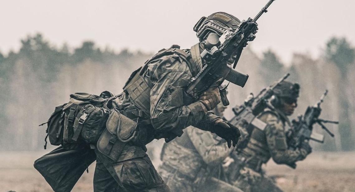„Wakacje z Wojskiem” wracają. Za 27 dni szkolenia można otrzymać blisko 6,5 tys. zł 1 Szkolenia wojskowe dla ochotników. Można poprawić kondycję i zarobić około 6 tys. zł