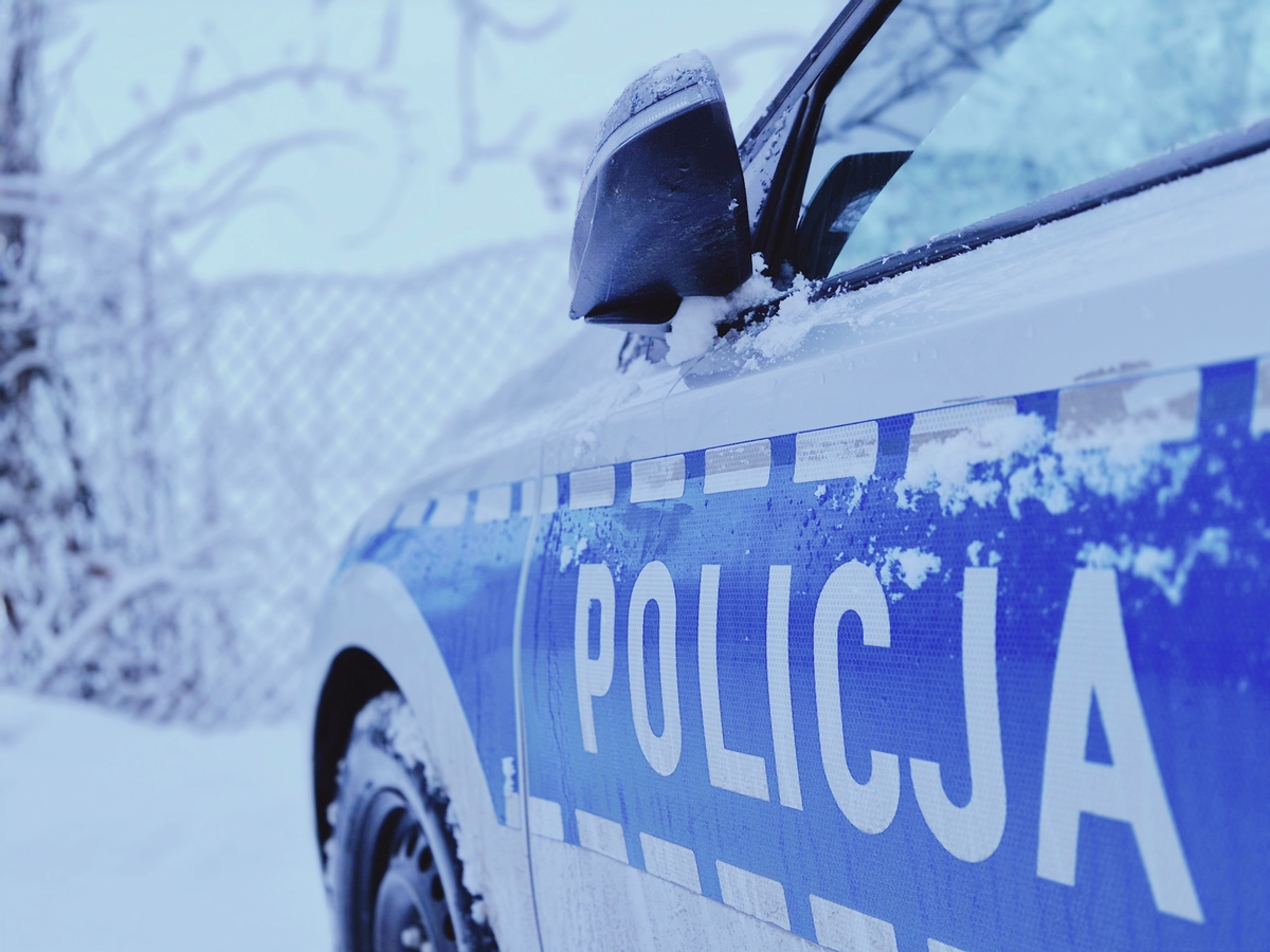 Policjanci uratowali mężczyznę w hipotermii. Uwaga, bo mrozy jeszcze nadejdą