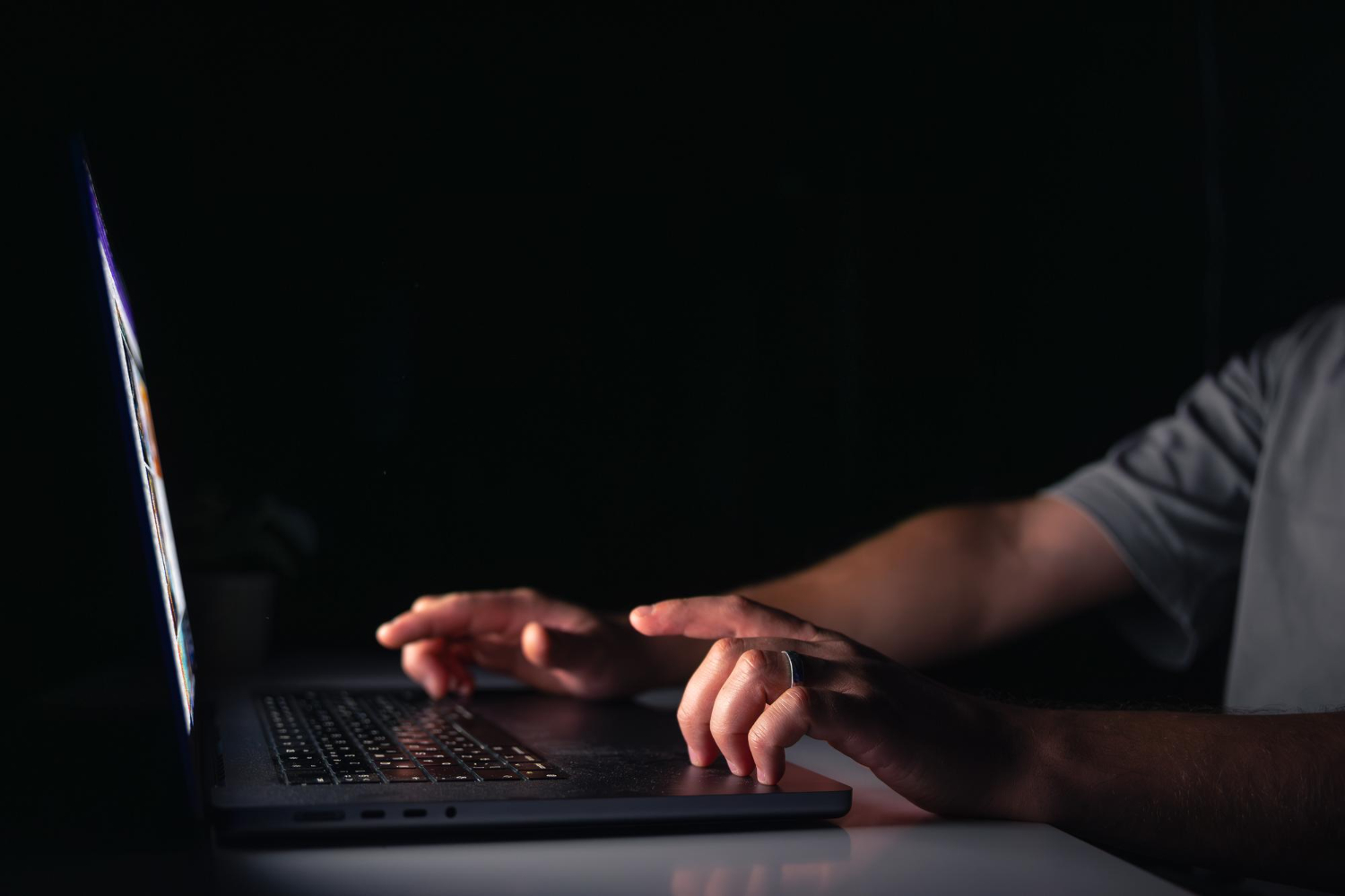 49-latek proponował nieletniej seks. Grozi mu do 3 lat więzienia