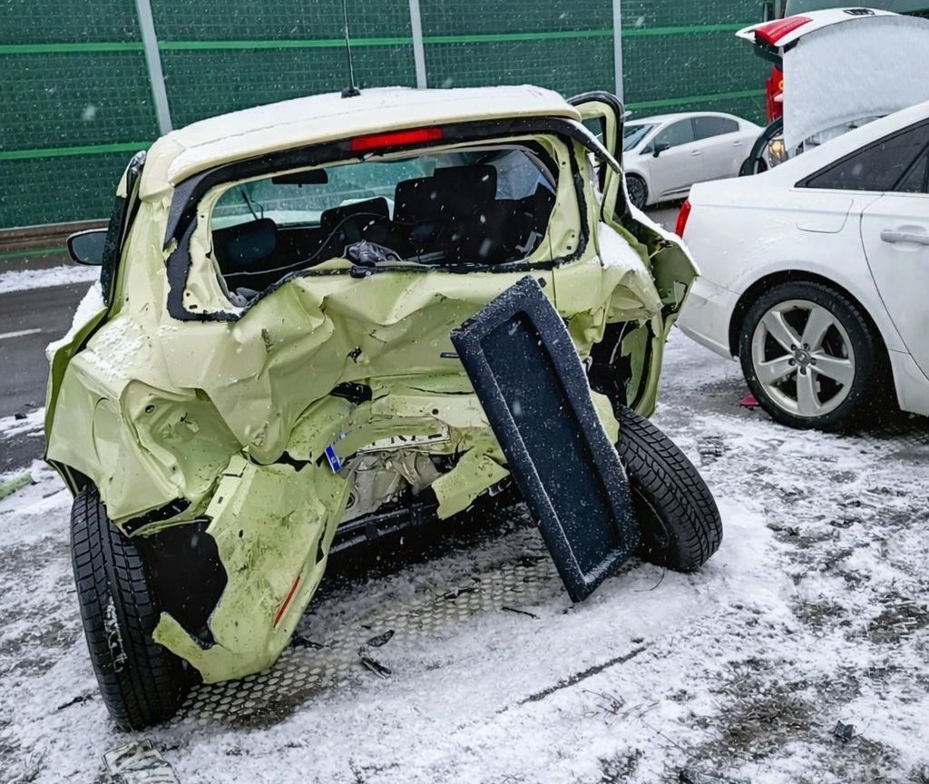 Karambol na A1. Zamknięty odcinek autostrady w rejonie Tuszyna