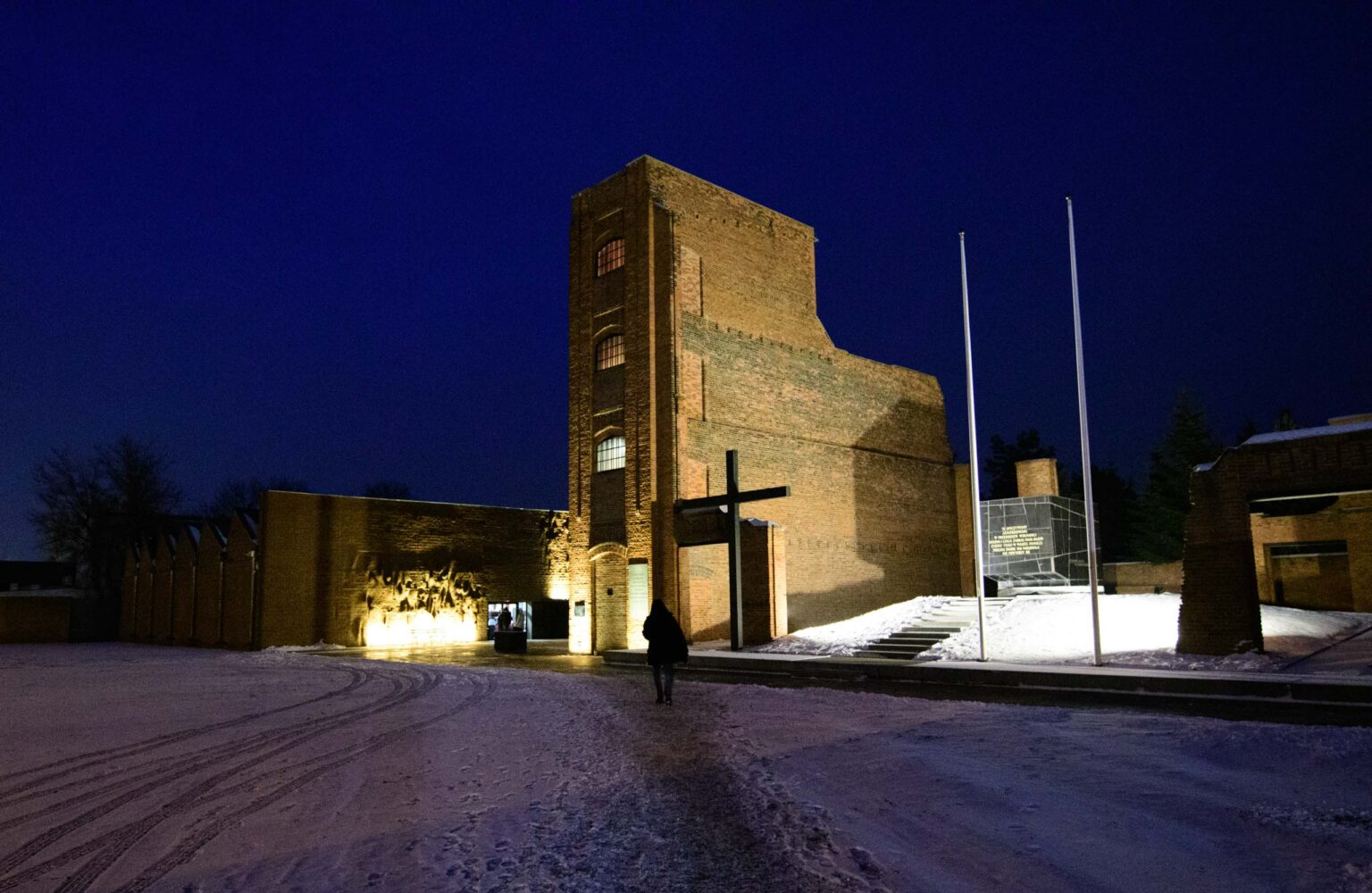 81 Rocznica pochówku ofiar więzienia na Radogoszczu fot Sebastian Szwajkowski 81 Rocznica pochowku ofiar wiezienia na Radogoszczu fot Sebastian Szwajkowski