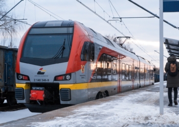 Łódzka Kolej Aglomeracyjna bije rekordy. Ponad milion pasażerów w styczniu, rośnie też popularność autobusów