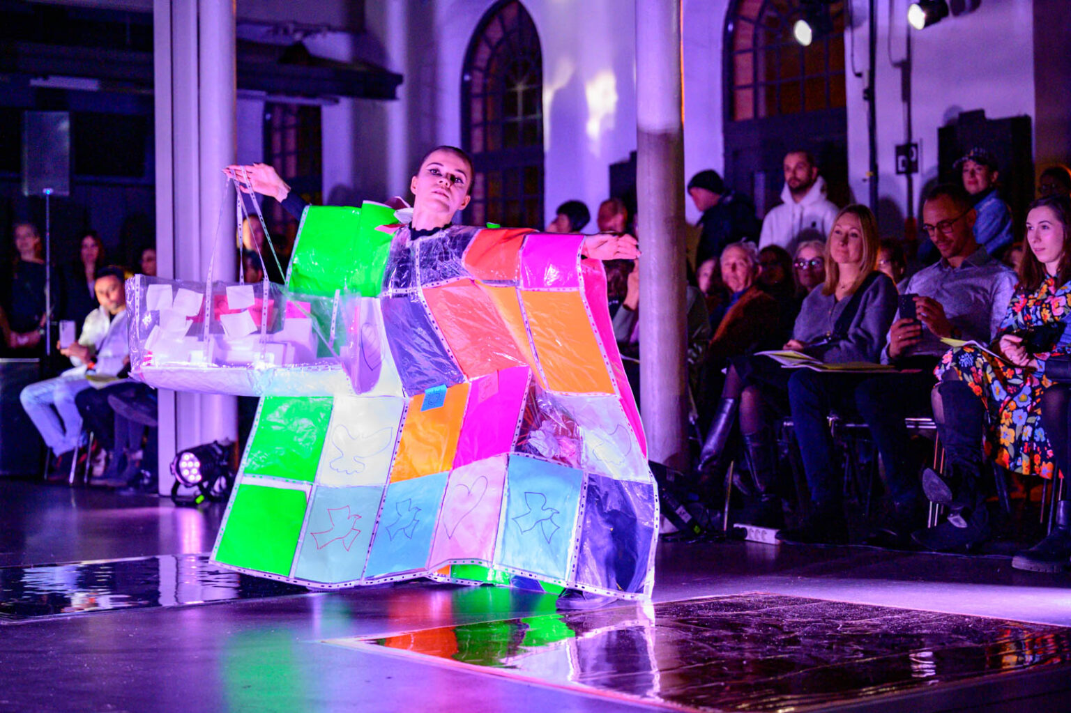 Metamorfoza Odzieży Roboczej w Muzeum Włókiennictwa w Łodzi fot Sebastian Szwajkowski_9 Metamorfoza Odziezy Roboczej w Muzeum Wlokiennictwa w Lodzi fot Sebastian Szwajkowski 9
