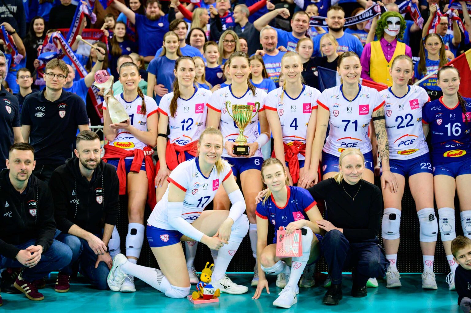 PGE Budowlane z Pucharem i wygrany mecz z Volley Wrocław fot Sebastian Szwajkowski_43 PGE Budowlane z Pucharem i wygrany mecz z Volley Wroclaw fot Sebastian Szwajkowski 43