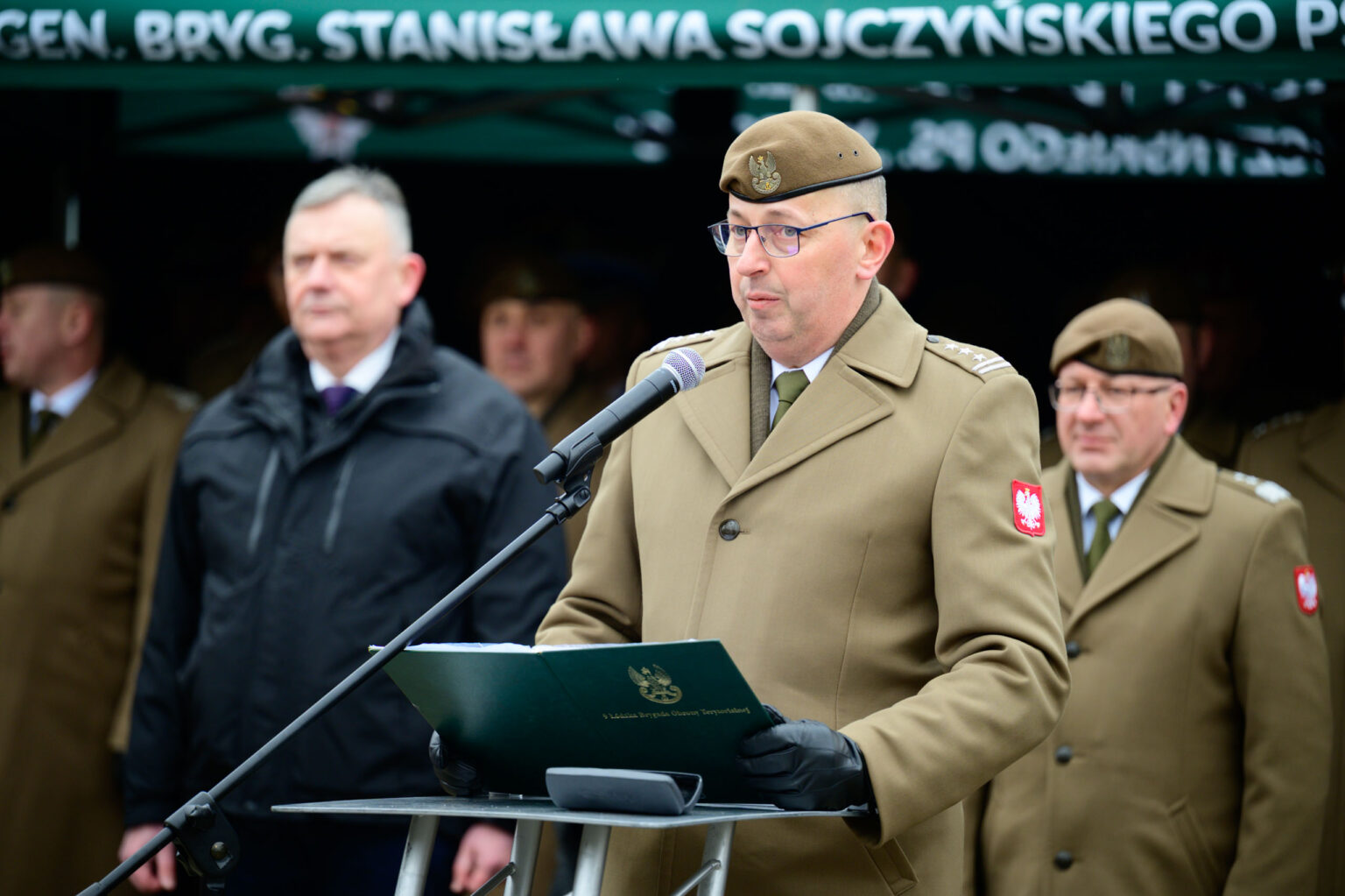 Przysięga i nowy dowódca 9ŁBOT w Łowiczu fot Sebastian Szwajkowski_51 Przysiega i nowy dowodca 9LBOT w Lowiczu fot Sebastian Szwajkowski 51