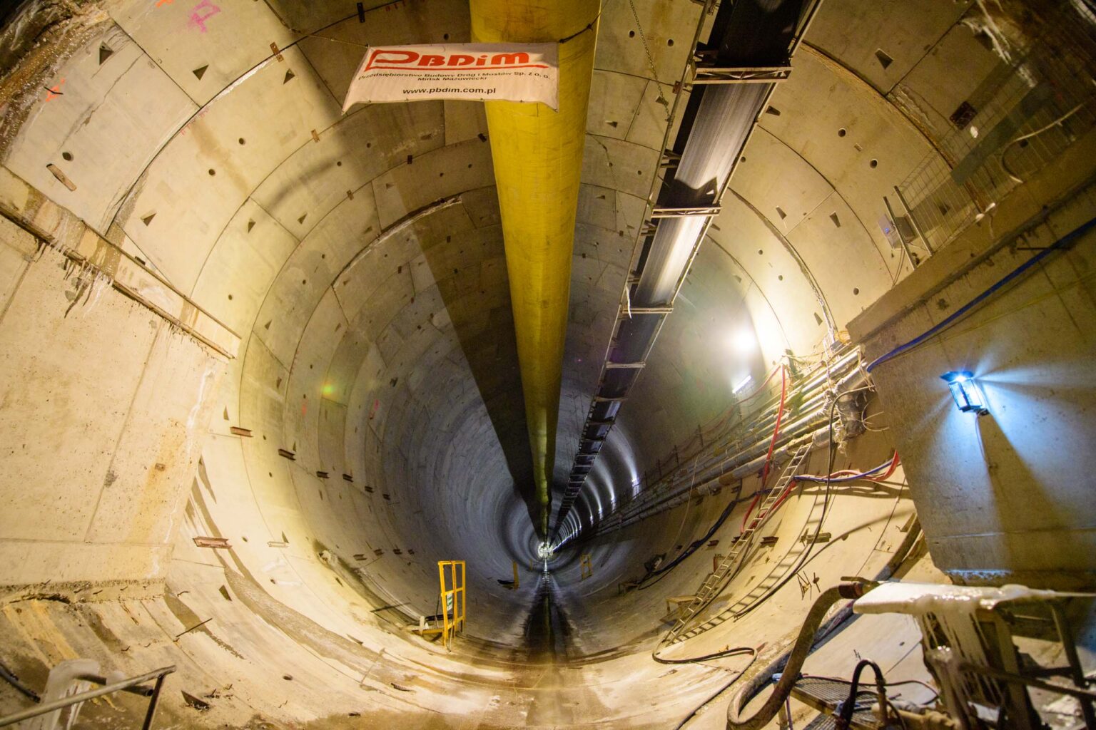 Tunel srednicowy czeka na wznowienie prac fot Sebastian Szwajkowski 4