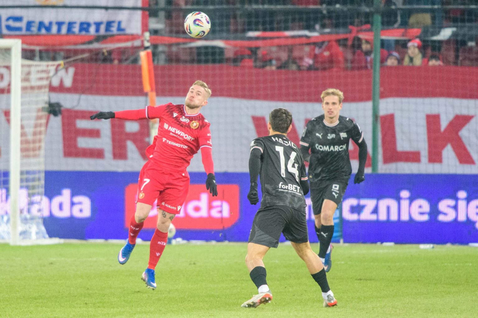 Widzew Lodz vs Krakowia fot Sebastian Szwajkowski