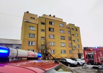 Kobieta w stanie krytycznym po pożarze w Bełchatowie