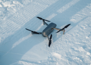 Na terenie jednostki wojskowej w Leźnicy Wielkiej spadł dron