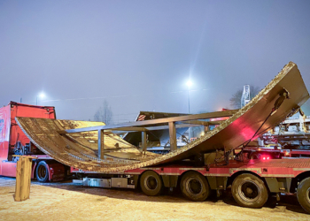Dotarły części tarczy TBM, która będzie drążyć tunel KDP pod Łodzią