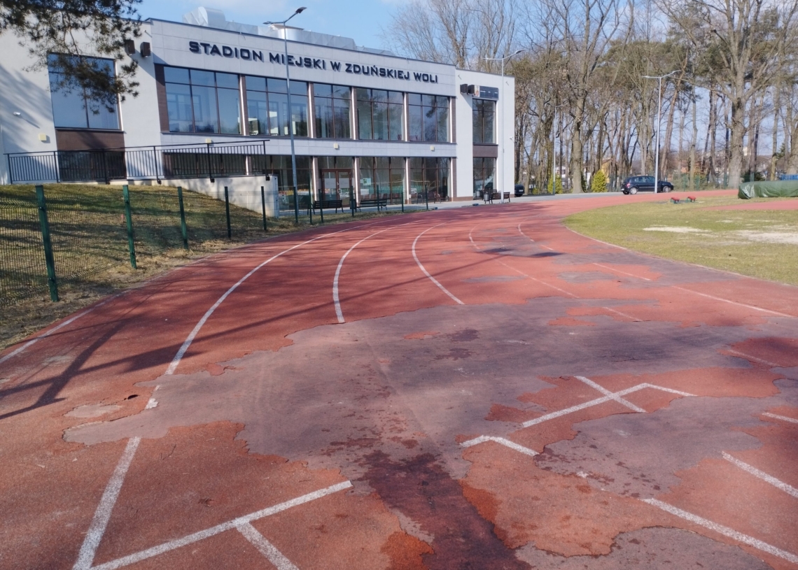 Spór o stadion w Zduńskiej Woli. Tor niezgody między radnymi 1 Spór o stadion w Zduńskiej Woli