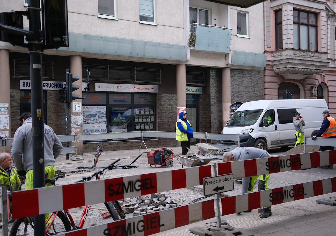 Zmiany dla kierowców w centrum Łodzi. Zaczną się w poniedziałek 1 Zmiany dla kierowców w centrum Łodzi