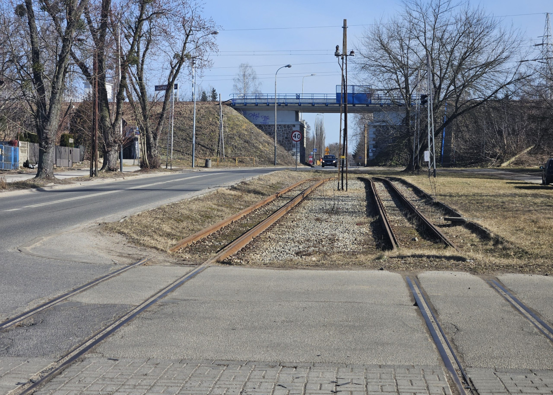 Jest przetarg na budowę nowego torowiska na Warszawskiej. Kiedy pojedziemy tam tramwajem?