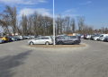 Parkingi przy dworcu kolejowym zapełnione. W Tomaszowie Mazowieckim powstaną dwa kolejne
