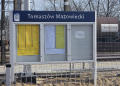 Parkingi przy dworcu kolejowym zapełnione. W Tomaszowie Mazowieckim powstaną dwa kolejne