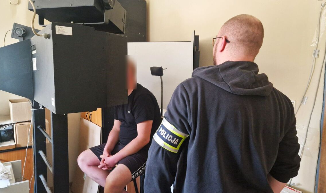 Śmierć w Pabianicach. Podejrzany 40-latek usłyszał zarzuty