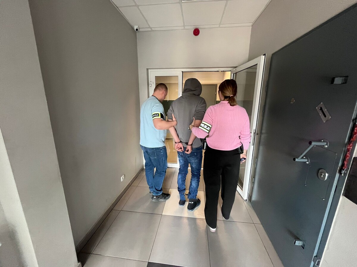 Ukradli traktor i sprzedali go paserowi. Grozi im do 10 lat więzienia