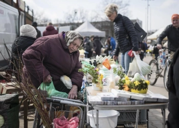 Zakupy na Wielkanoc 2026. Wydamy więcej niż w ubiegłym roku