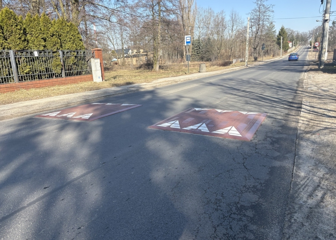 Olechów bezpieczniejszy dla pieszych. Nowe progi zwalniające i planowane kontrole 1 Olechów bezpieczniejszy dla pieszych. Nowe progi zwalniające i planowane kontrole