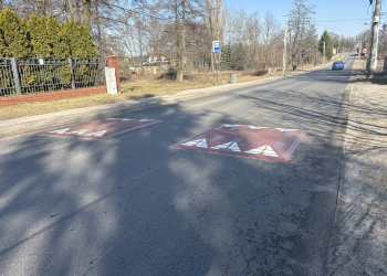 Olechów bezpieczniejszy dla pieszych. Nowe progi zwalniające i planowane kontrole