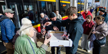Babeczki Radia Łódź fot Sebastian Szwajkowski_11 Babeczka dla babeczki od Radia Łódź – słodki gest dla łodzianek