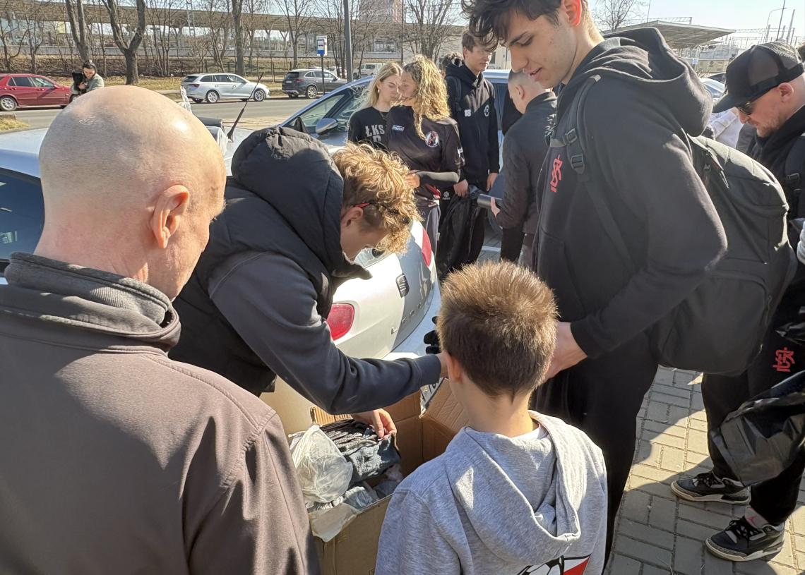 Wielkie sprzątanie Parku na Zdrowiu. "Zależy nam na tym, żeby było czysto"