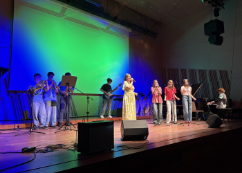 Uczniowie zagrali dla chorych dzieci. Jubileuszowy koncert dla Fundacji „Dom w Łodzi”