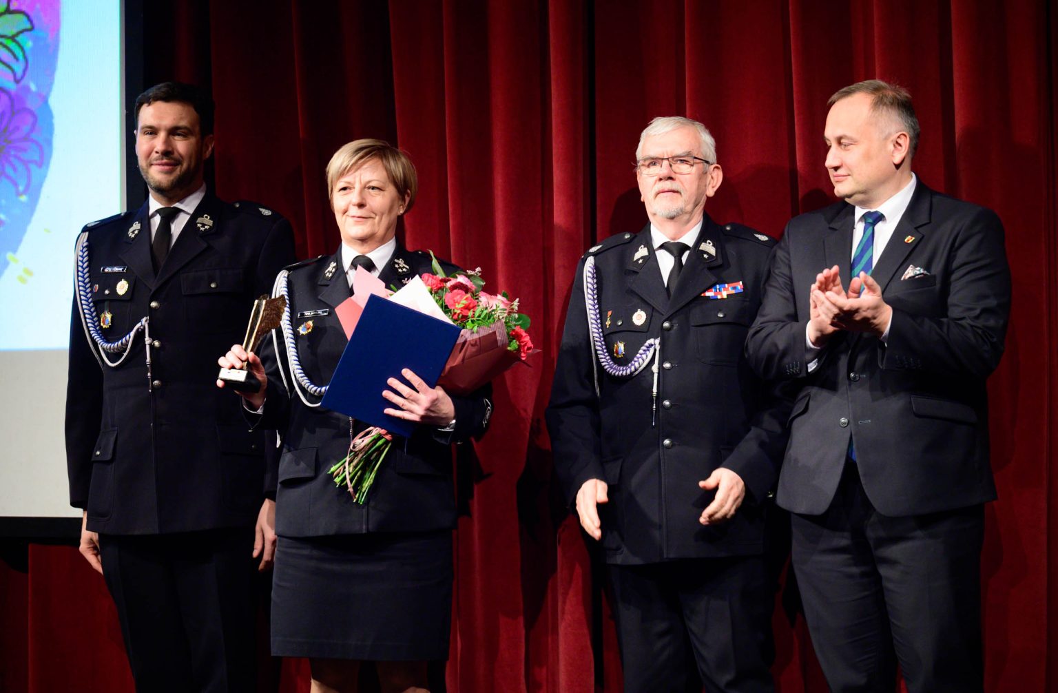 Mundurowy Dzień kobiet w Teatrze Jaracza w Łodzi fot Sebastian Szwajkowski_13 Mundurowy Dzien kobiet w Teatrze Jaracza w Lodzi fot Sebastian Szwajkowski 13