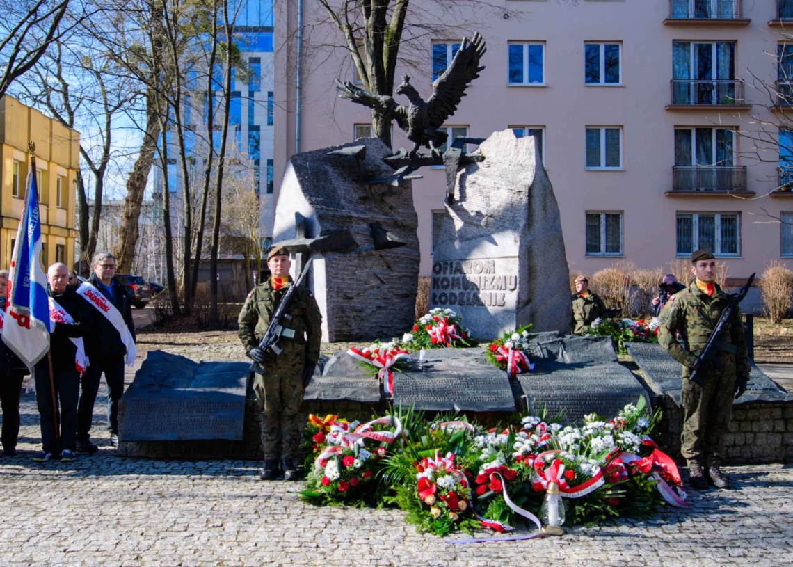 Żołnierze Wyklęci uhonorowani w Łodzi. „Dla nich wojna nie skończyła się w 1945 roku” [ZDJĘCIA]