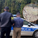 Kłusownik z Wolborza zatrzymany. 76-latek rozkładał w lesie stalowe wnyki