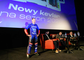 Orzeł Łódź gotowy do sezonu 2026. Zaprezentował nowe kevlary [ZDJĘCIA]