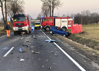 Tragiczny wypadek na DK74. Nie żyje jedna osoba
