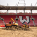 Koparki wjechały na stadion Widzewa. Rozpoczęła się wymiana murawy
