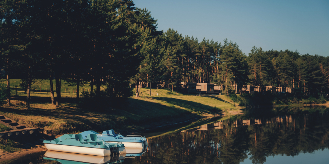 Ucieczka z miasta na wyciągnięcie ręki – Resort Stara Wieś
