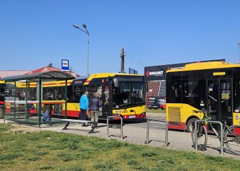Mieszkańcy Wiskitna chcą zmian. Chodzi o kursowanie autobusów 5 Mieszkańcy Wiskitna chcą zmian. Chodzi o kursowanie autobusów