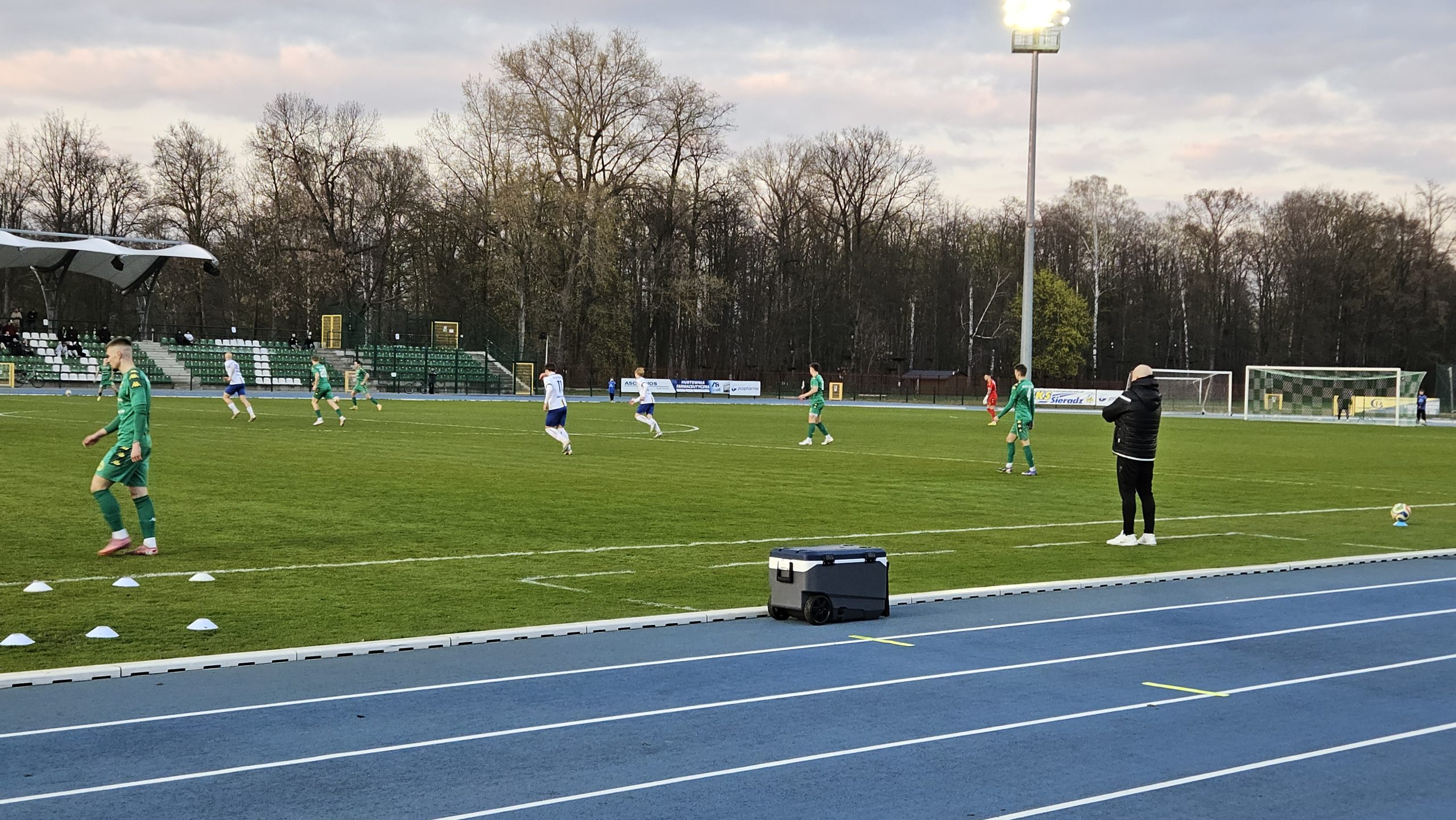 3. liga gr. 1. Beniaminek lepszy od wicelidera, kolejna porażka GKS, derby dla Lechii [PODSUMOWANIE]