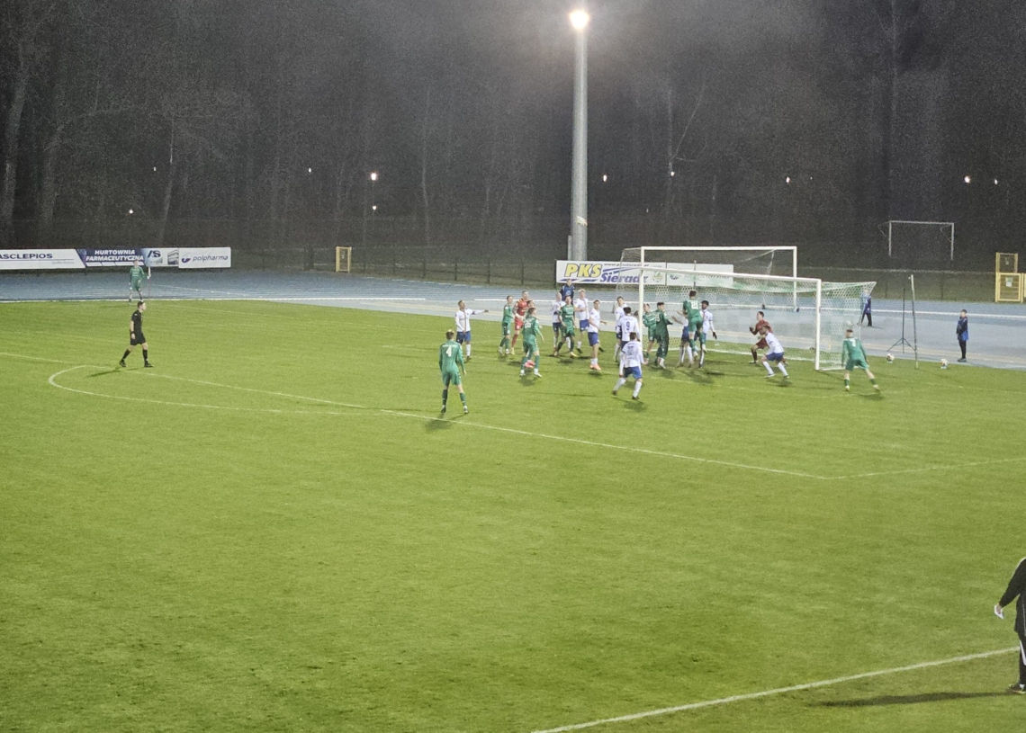 3. liga gr. 1. Beniaminek lepszy od wicelidera, kolejna porażka GKS, derby dla Lechii [PODSUMOWANIE]