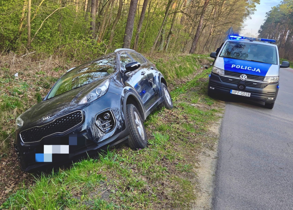 Z 3 promilami wylądował w rowie, a potem na komendzie. Wpadł dzięki obywatelskiej czujności 1 Z 3 promilami skończył w rowie, a potem na komendzie