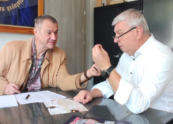 Dzień otwarty w Zespole Szkół nr 2 w Koluszkach. Studio plenerowe Radia Łódź