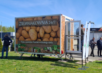 Ziemniakomat stanął w Łódzkiem. Mieszkańcy zwracają uwagę na jeden problem