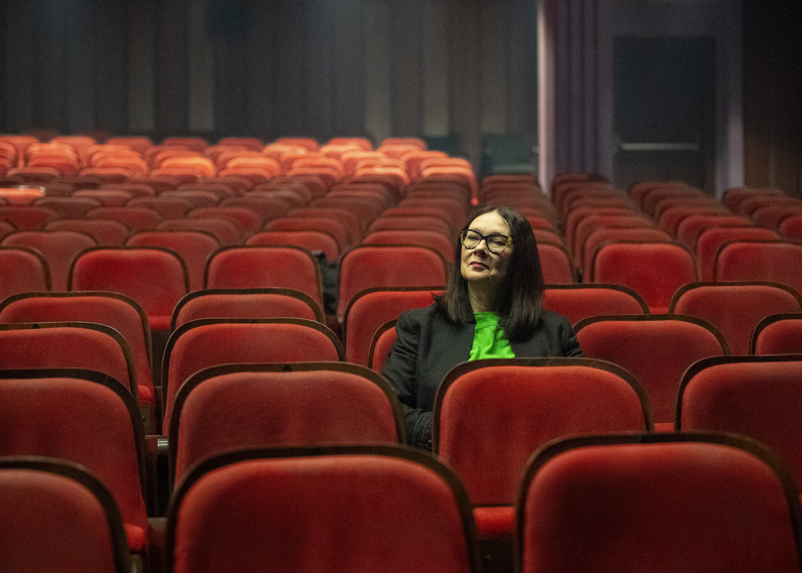 Anna Groblińska interesuje się kulturą. W szczególności teatrem i literaturą