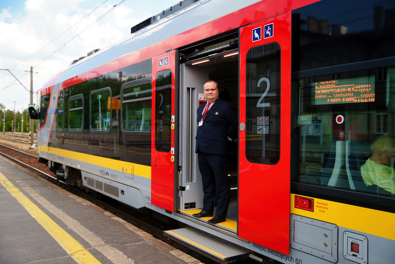 TOP 7 pomysłów na majówkę w Łódzkiem. Pod ziemią, na wodzie i przy klasyku Ekstraklasy