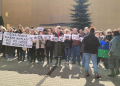 Protest pod ZUS w Łodzi. Pracownicy chcą podwyżek 4 IMG20260410120223 scaled