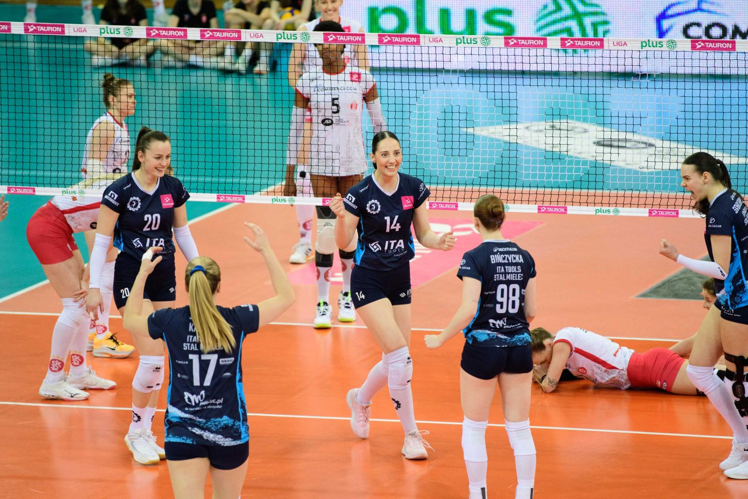LKS Commercecon vs Stal Mielec fot Sebastian Szwajkowski 10