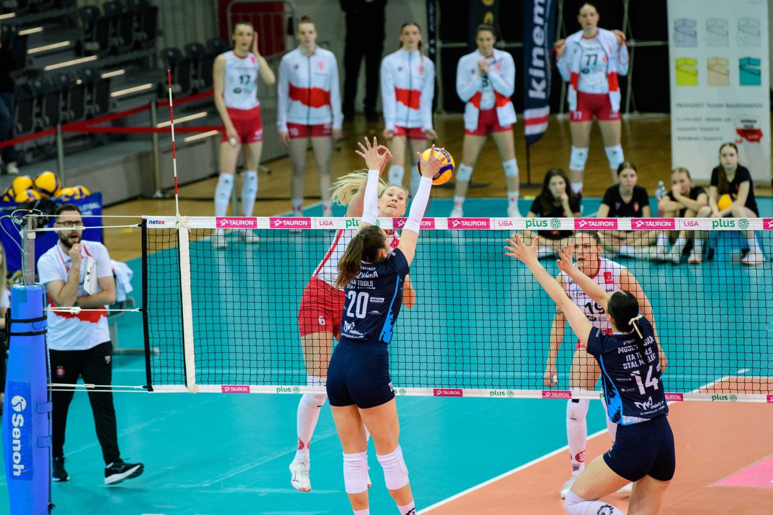 LKS Commercecon vs Stal Mielec fot Sebastian Szwajkowski 2