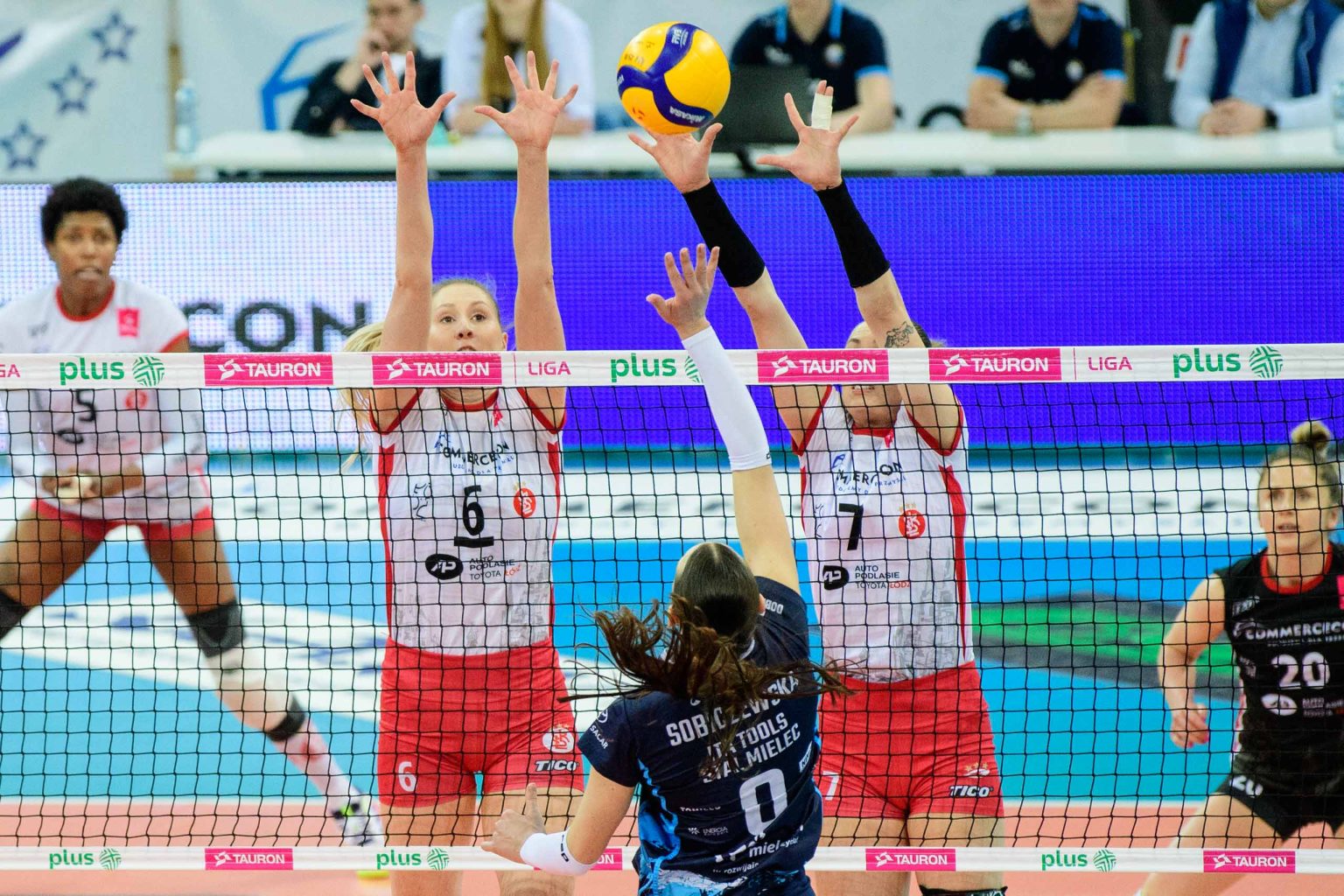 LKS Commercecon vs Stal Mielec fot Sebastian Szwajkowski 5