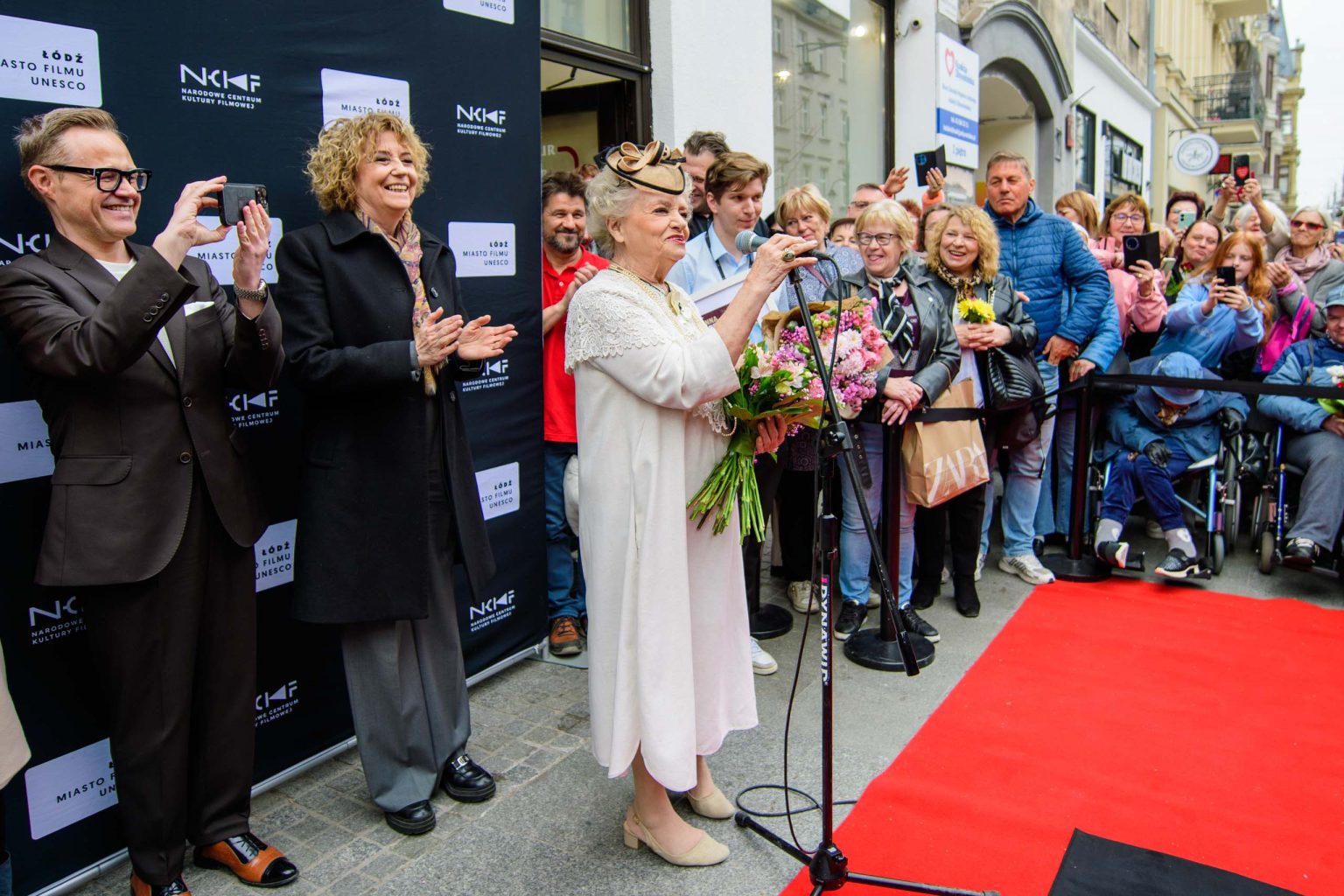 Odsloniecie gwiazdy Anny Seniuk fot Sebastian Szwajkowski 1